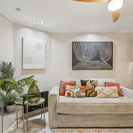 Modern 1bdr Flat In The Heart Of Apartment