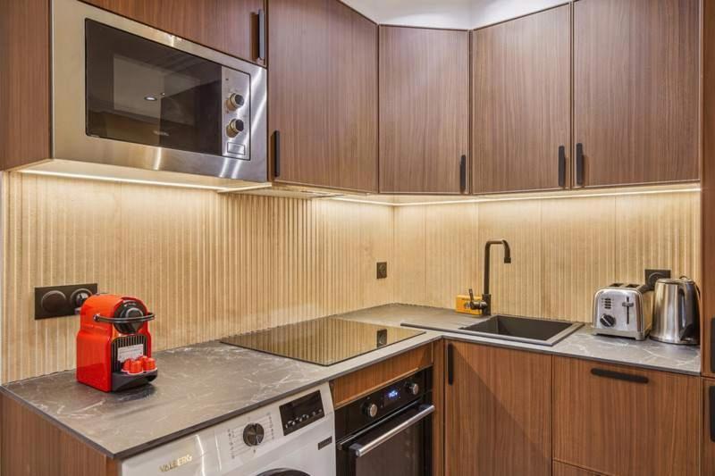 Modern 1bdr Flat In The Heart Of Apartment *